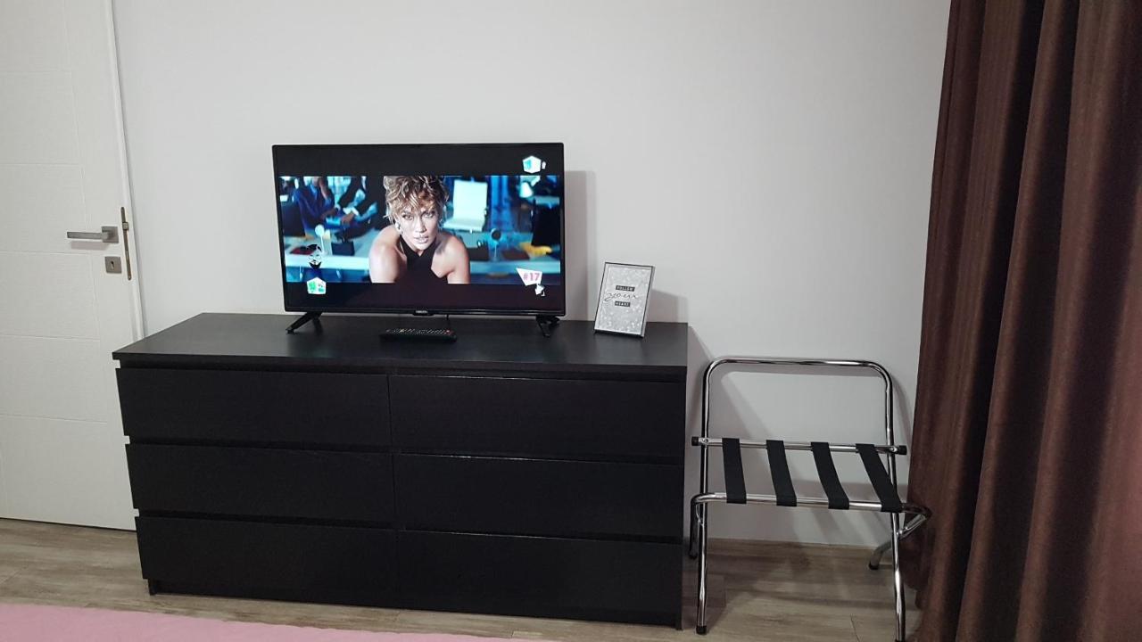 Mary Apartment กาลาจิ ภายนอก รูปภาพ