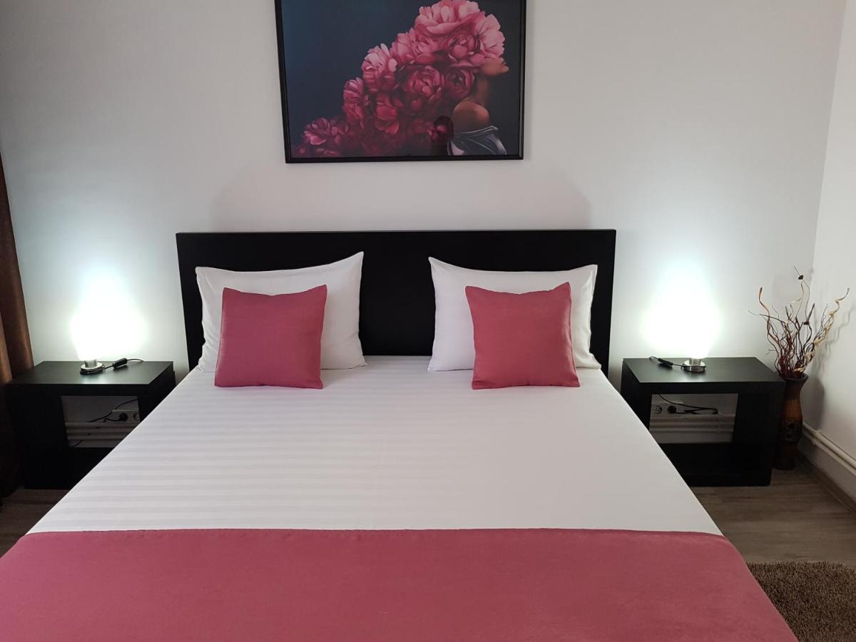 Mary Apartment กาลาจิ ภายนอก รูปภาพ