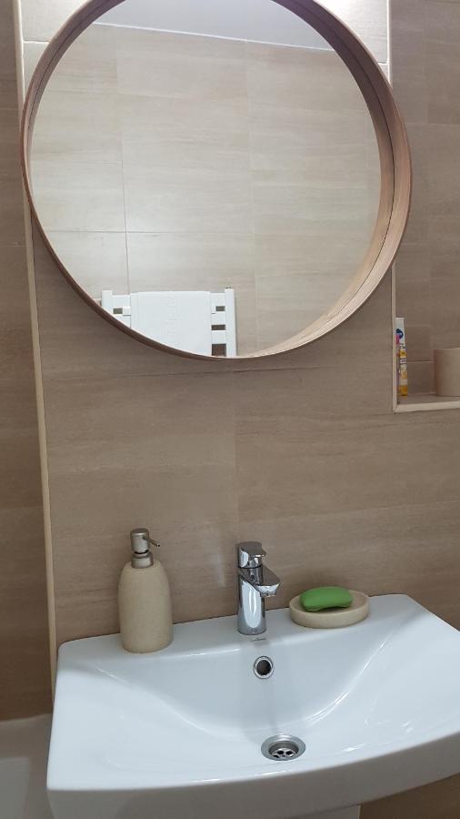 Mary Apartment กาลาจิ ภายนอก รูปภาพ